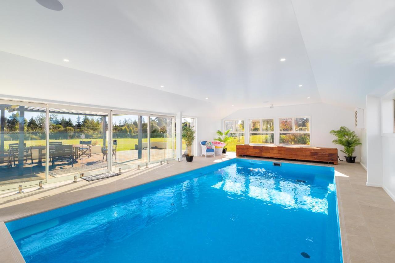 The Meadows Villa Christchurch Bagian luar foto