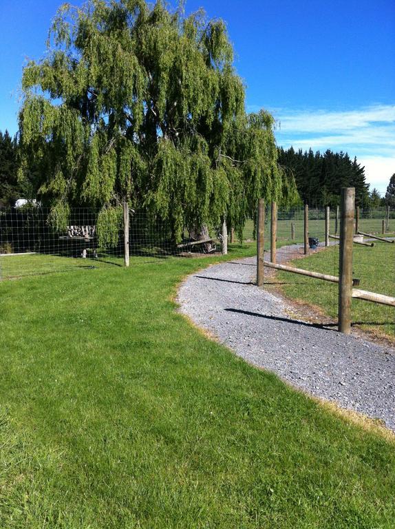 The Meadows Villa Christchurch Bagian luar foto