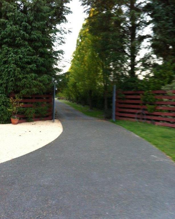 The Meadows Villa Christchurch Bagian luar foto