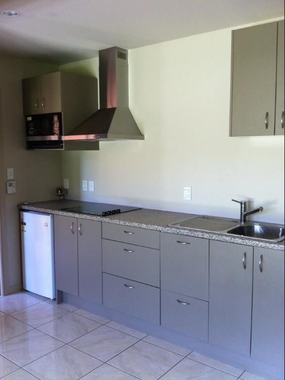 The Meadows Villa Christchurch Bagian luar foto