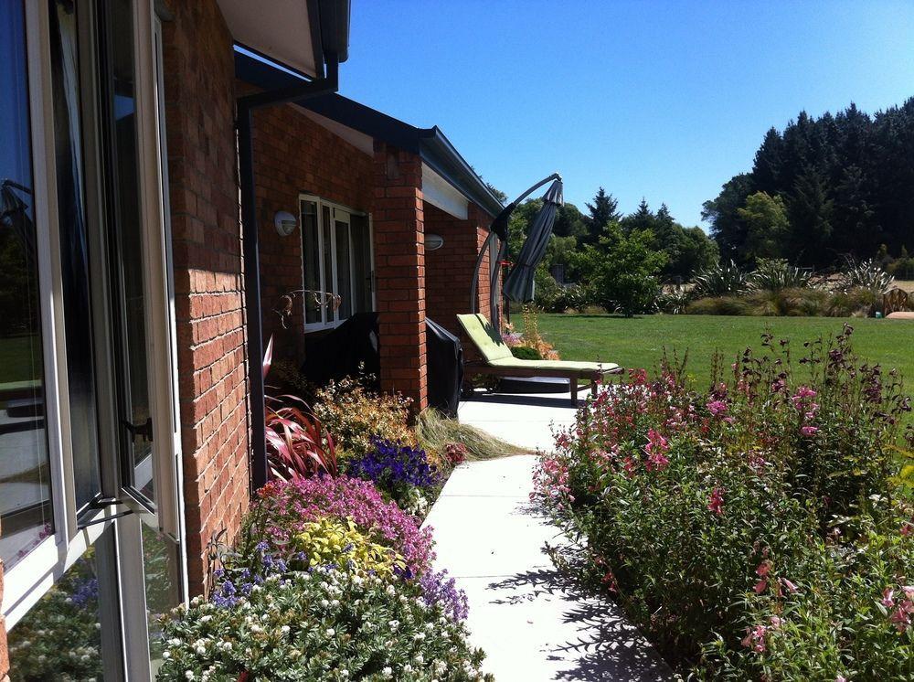 The Meadows Villa Christchurch Bagian luar foto