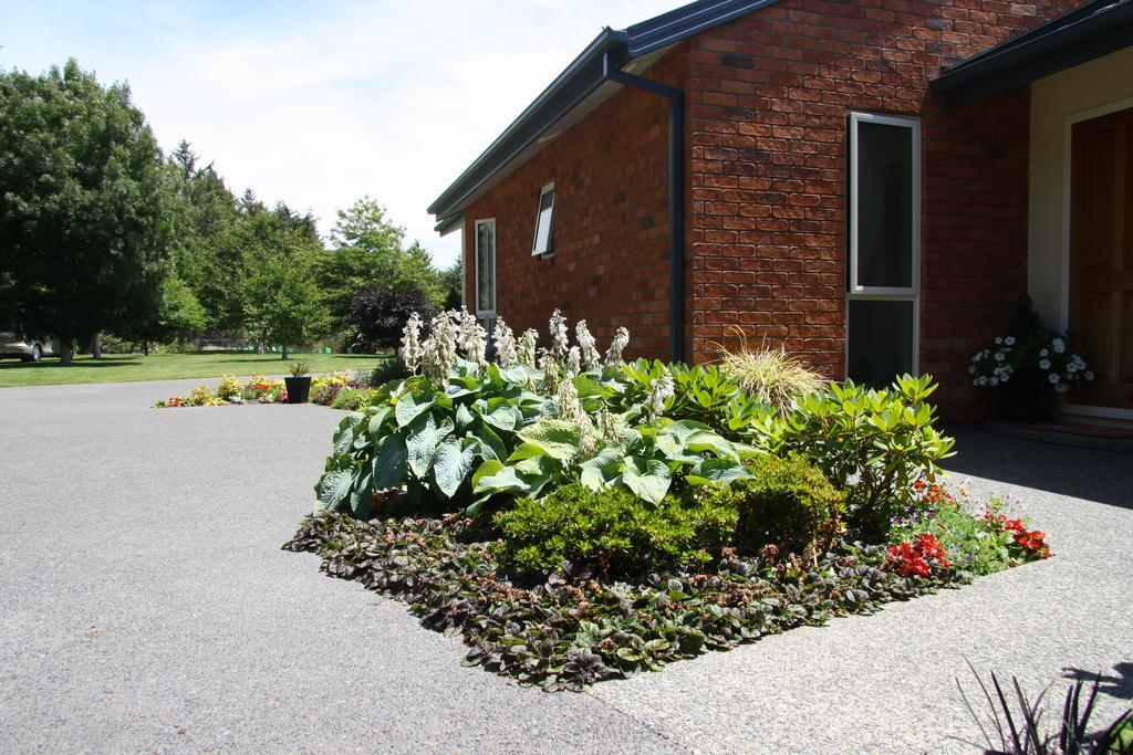 The Meadows Villa Christchurch Bagian luar foto