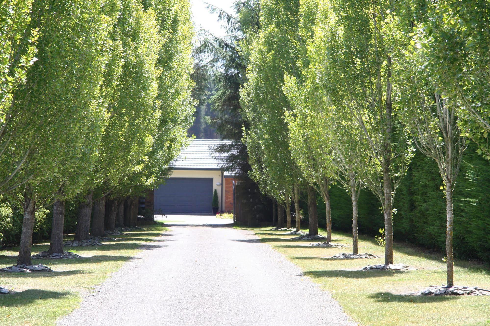 The Meadows Villa Christchurch Bagian luar foto